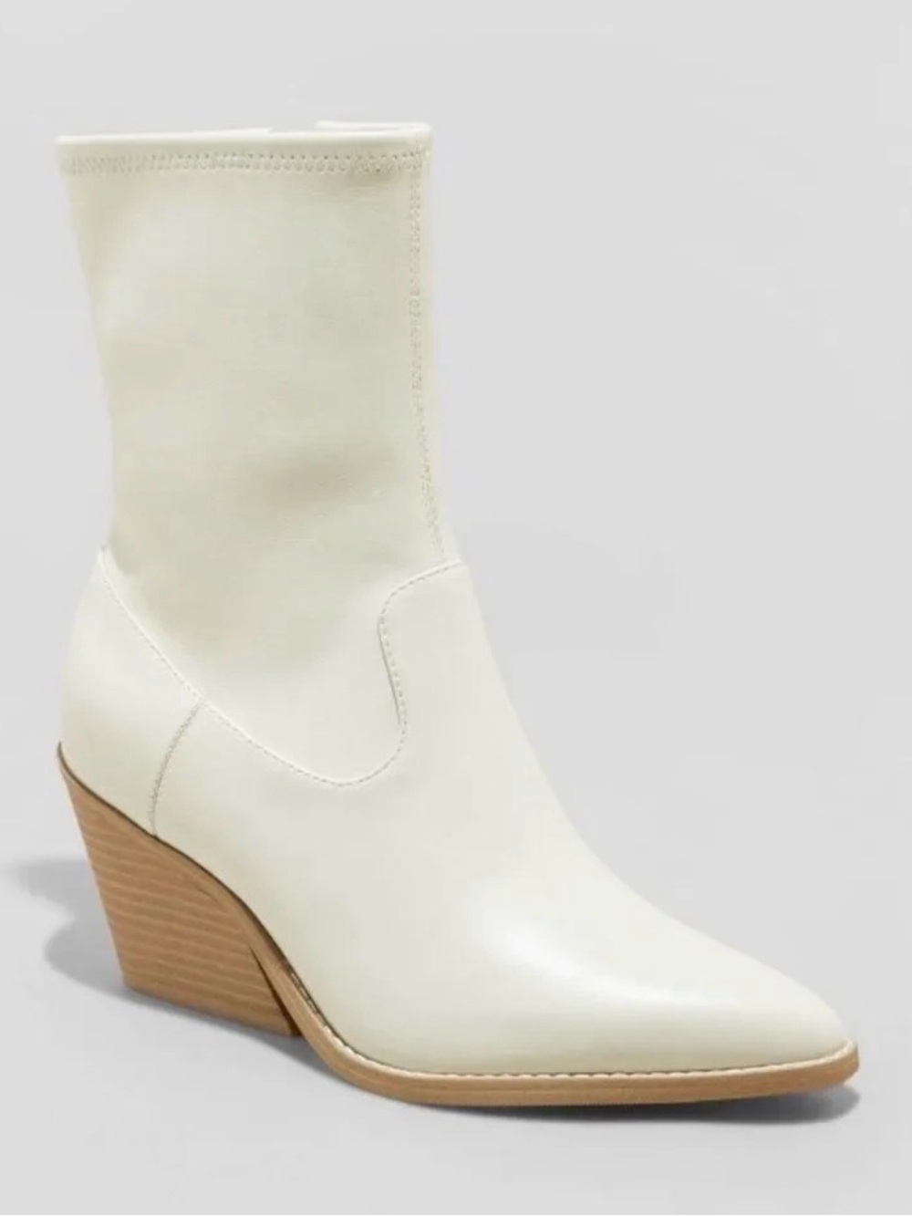 Universal Thread Aubree ankle boots white